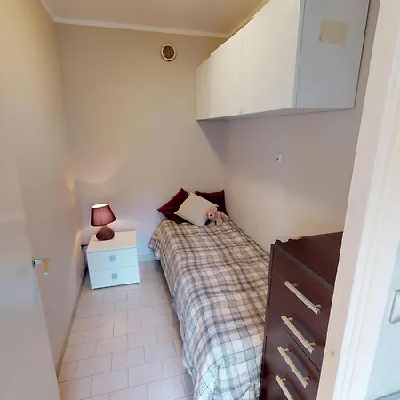Renove Au Calme Avec Alcove - Fr-1-196-224 * Menton